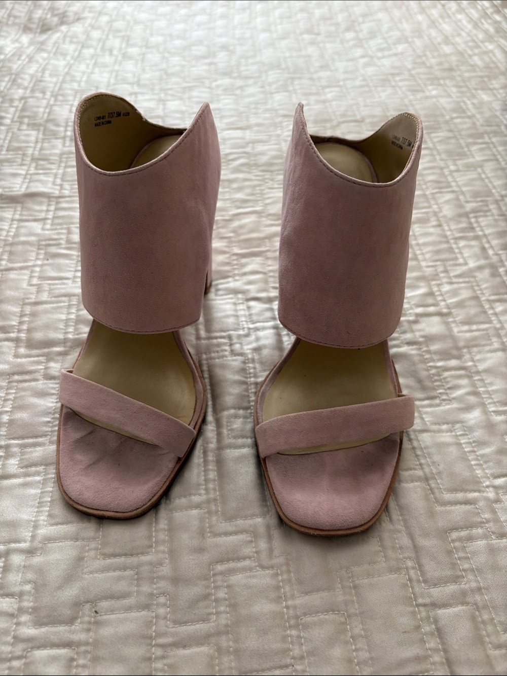 42 GOLD Dusty Rose Suede Open-Toe Block Heel Sandals